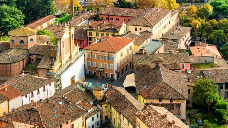 Modena and Emilia-Romagna fine knit cluster reference visual.
