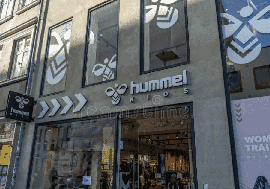 Hummel — homepage da marca dinamarquesa centenária de desporto e streetwear fundada em 1923.