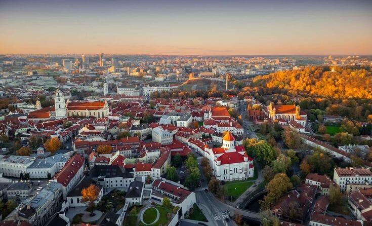 Lithuania: Baltic premium specialist for small-batch knitwear and merino performance
