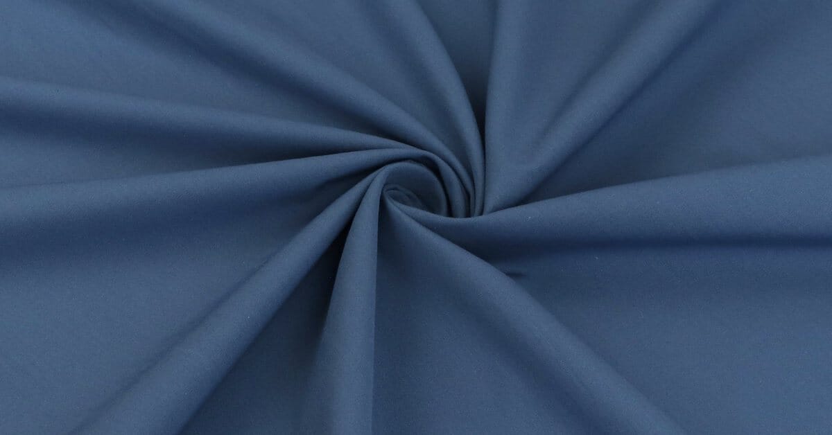 Poplin and oxford cloth close-up showing the basket weave