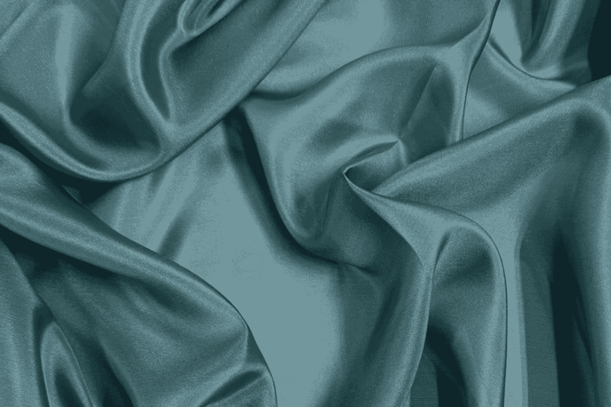 Habotai de seda plain weave lightweight, usado em forros, scarves e lenços impressos.