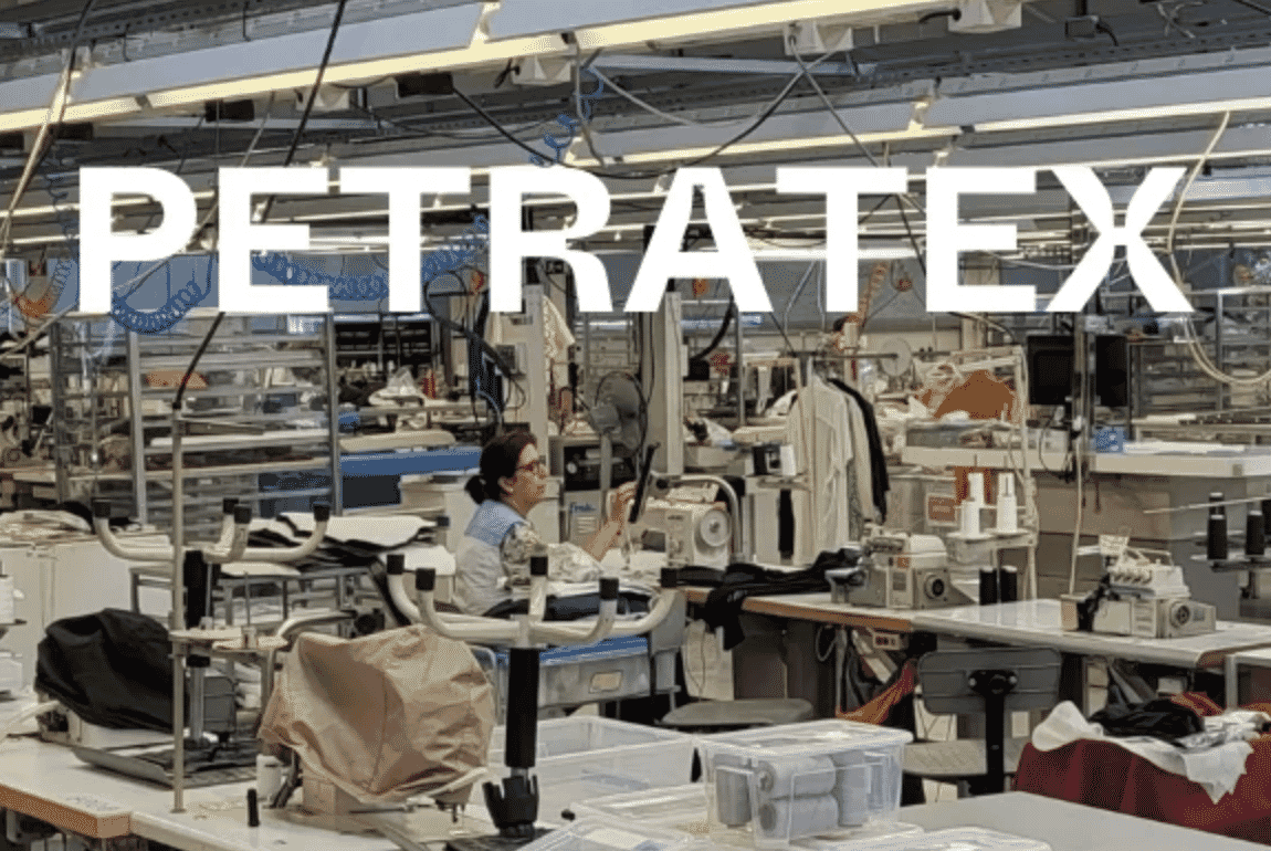 Linha de produção Petratex em Paços de Ferreira: activewear técnico e lingerie seamless.
