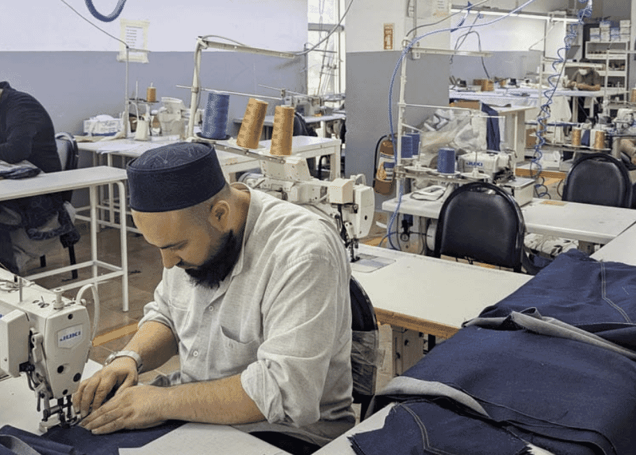 Hand finishing